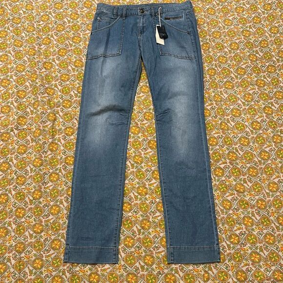 BCBGMaxAzria Blue Slim Fit Jeans. Size 31 - Picture 1 of 4